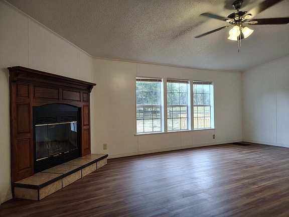 5th image of 650 NE 170th Ave