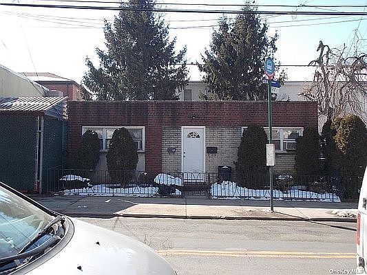1st image of 12408 20th Ave #1