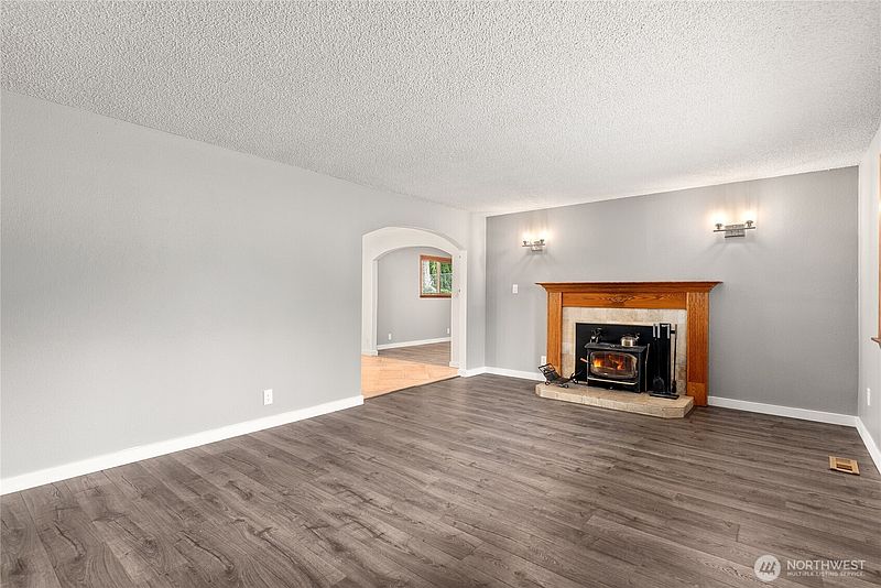 4th image of 21508 122nd Street Court E