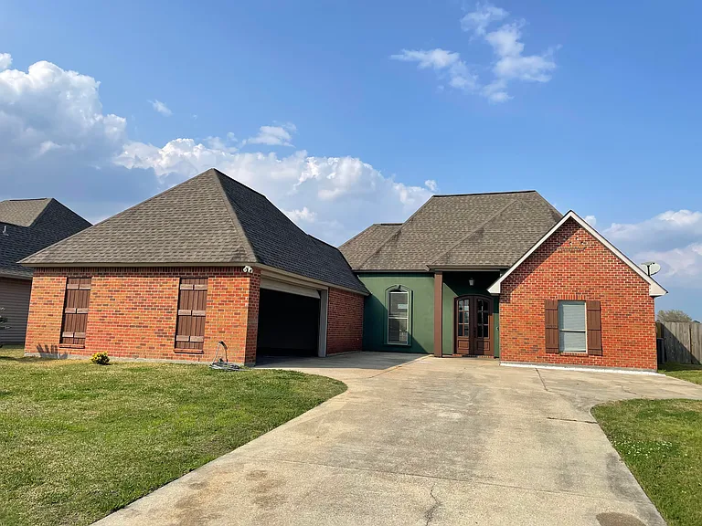 13377 Autumn Run Dr — Photo 1