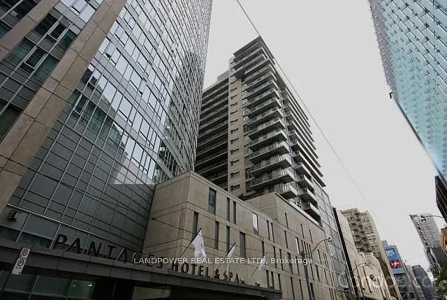 210 Victoria St #2801