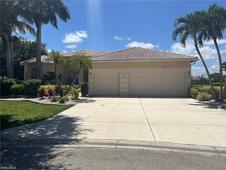 3518 Ocean Bluff Ct — Photo 1