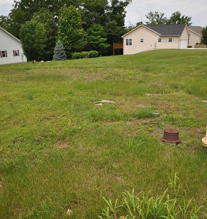 2nd image of 229 Fiddlecreek Ridge Rd