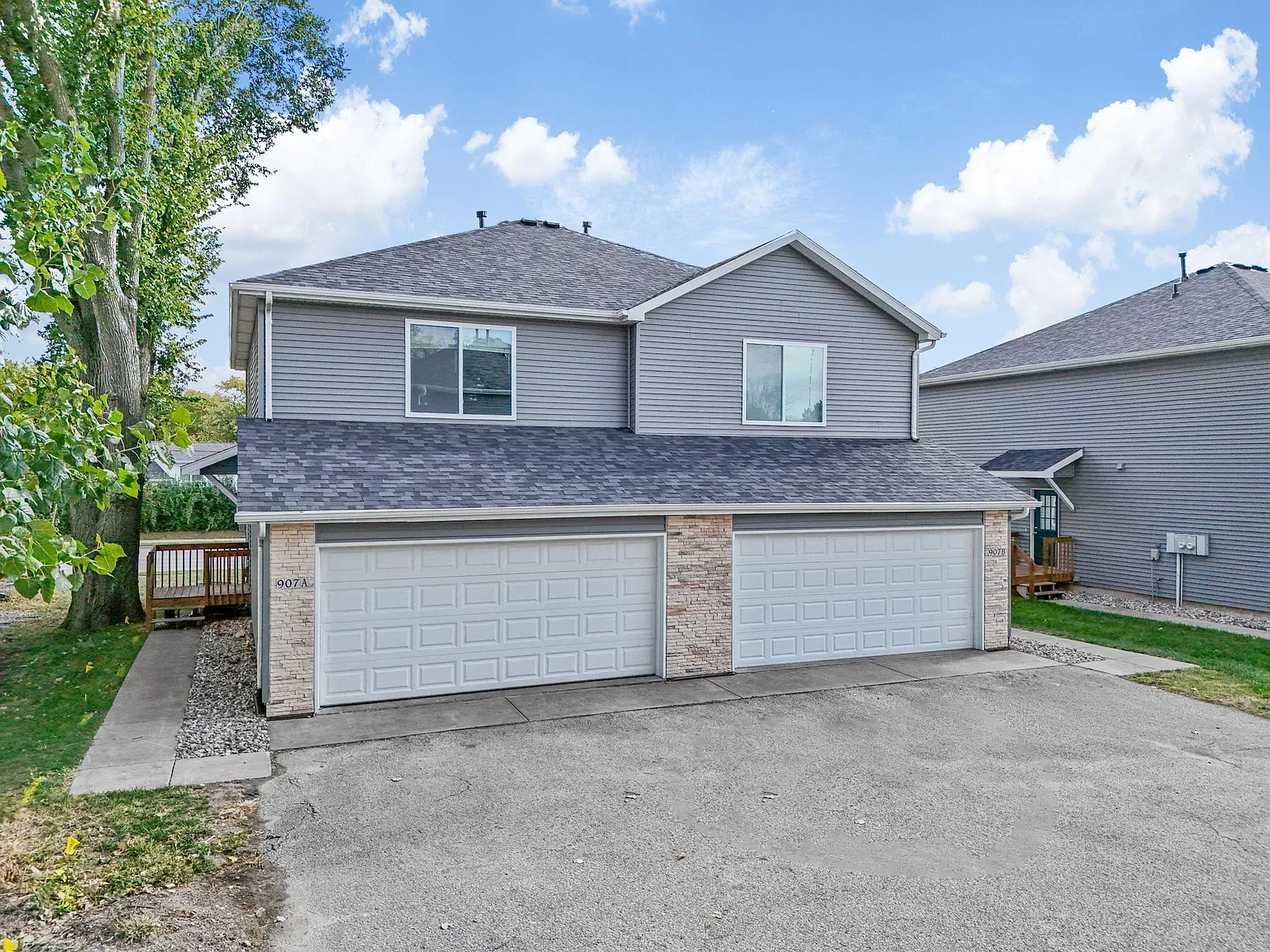 4 bed, 3.5 bath, 1804 sqft, $2,200 — Photo 1