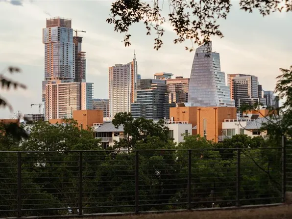 501 Cater Dr, Austin, TX 78704