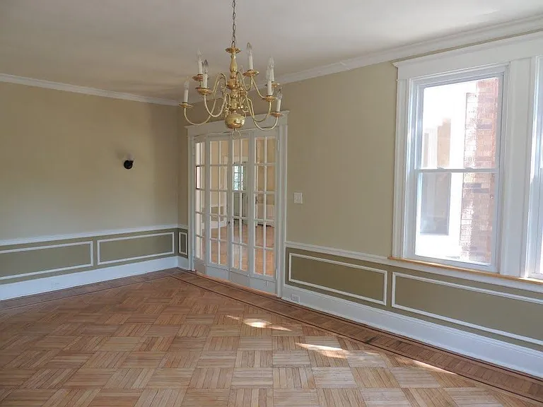 331 E University Pkwy #2 — Photo 28