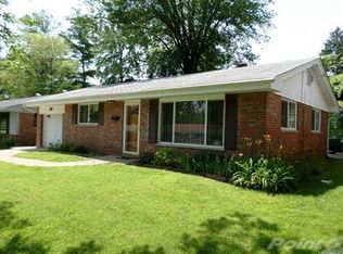 840 Marias Dr, Saint Louis, MO