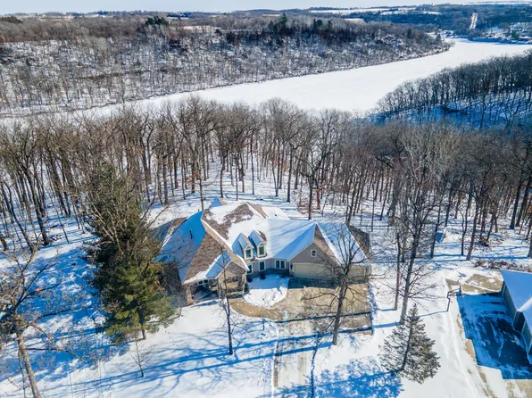 12628 Hunter Ln NW, Oronoco, MN 55960