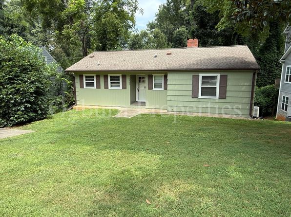 2403 Lyndhurst Ave