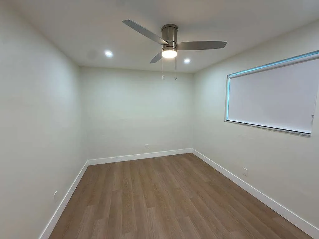 3 bed, 1669 sqft, $4,200 — Photo 4