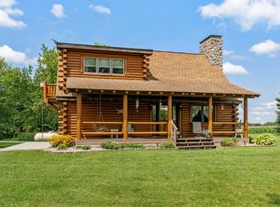 4045 W Lake Valley Rd, Pleasant Lake, IN 46779