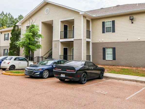 1101 Molly Barr Rd, Oxford, MS