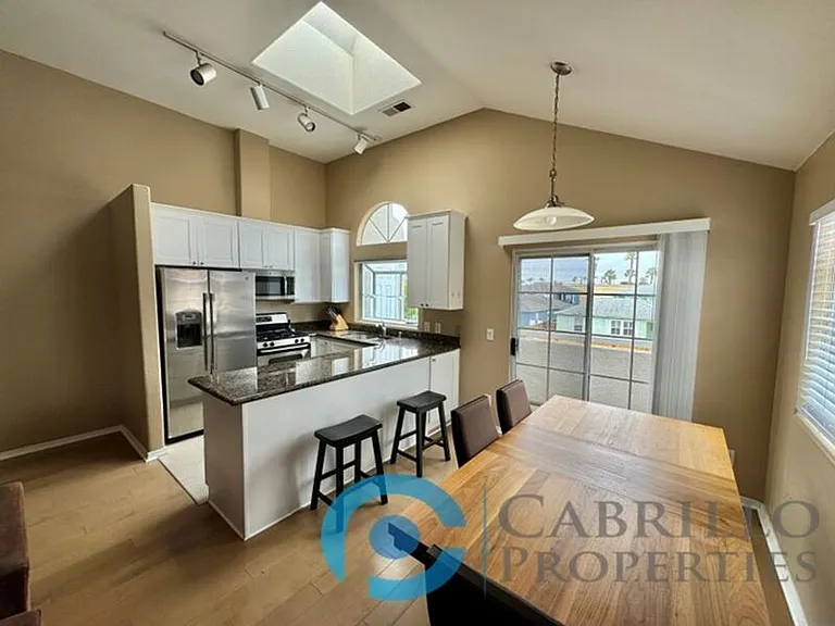 1070 Felspar St #1 — Photo 6