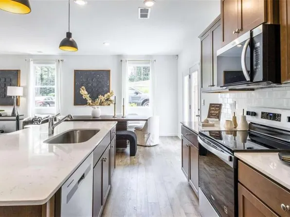 3099 Yellowhammer Dr, Marietta, GA 30064