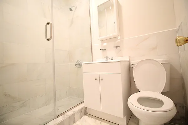 Rented by CNYC Properties | media 11