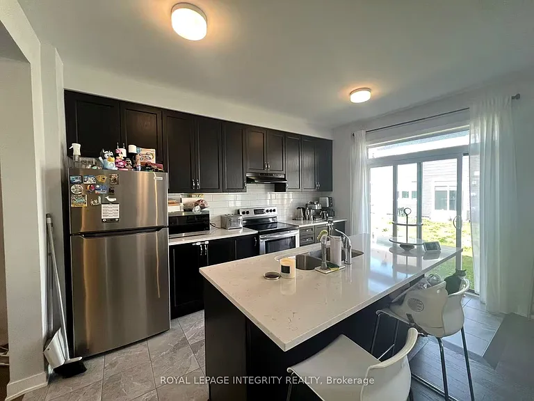 55 Kindred Row — Photo 10