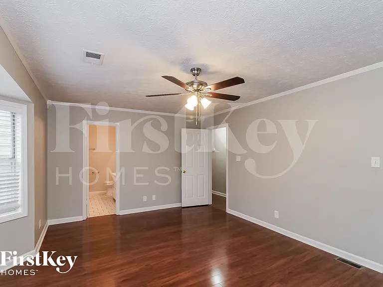 2570 Paul Thomas Dr — Photo 11