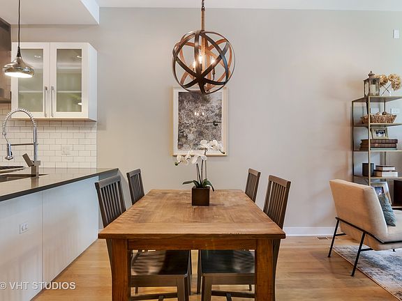 4th image of 2067 N Mozart St #1