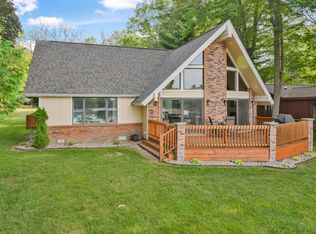 250 Driftwood Cir, Prudenville, MI 48651