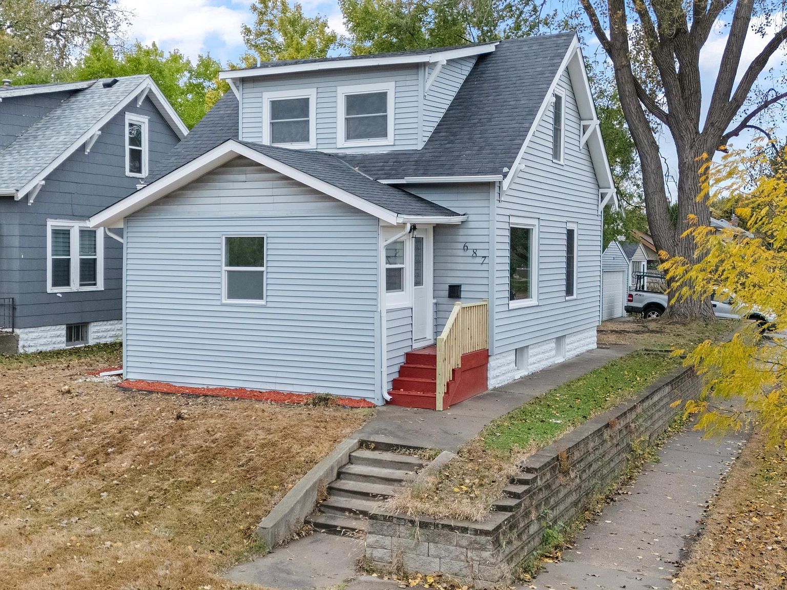 687 Lexington Pkwy N, Saint Paul, MN 55104 | Zillow