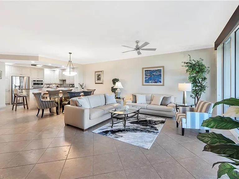23850 Via Italia Cir #404 — Photo 4