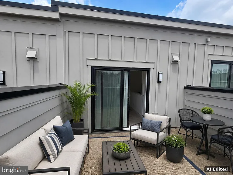 7372 Blade Dr — Photo 3