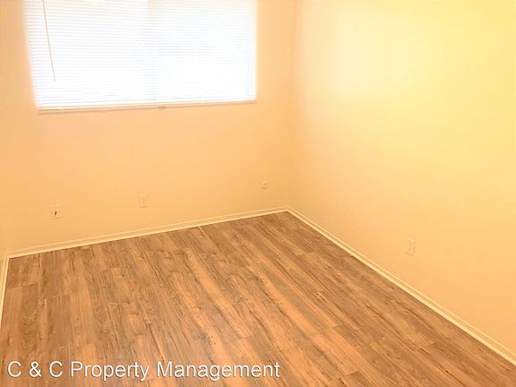 5th image of 351 Dela Vina Ave APT 10