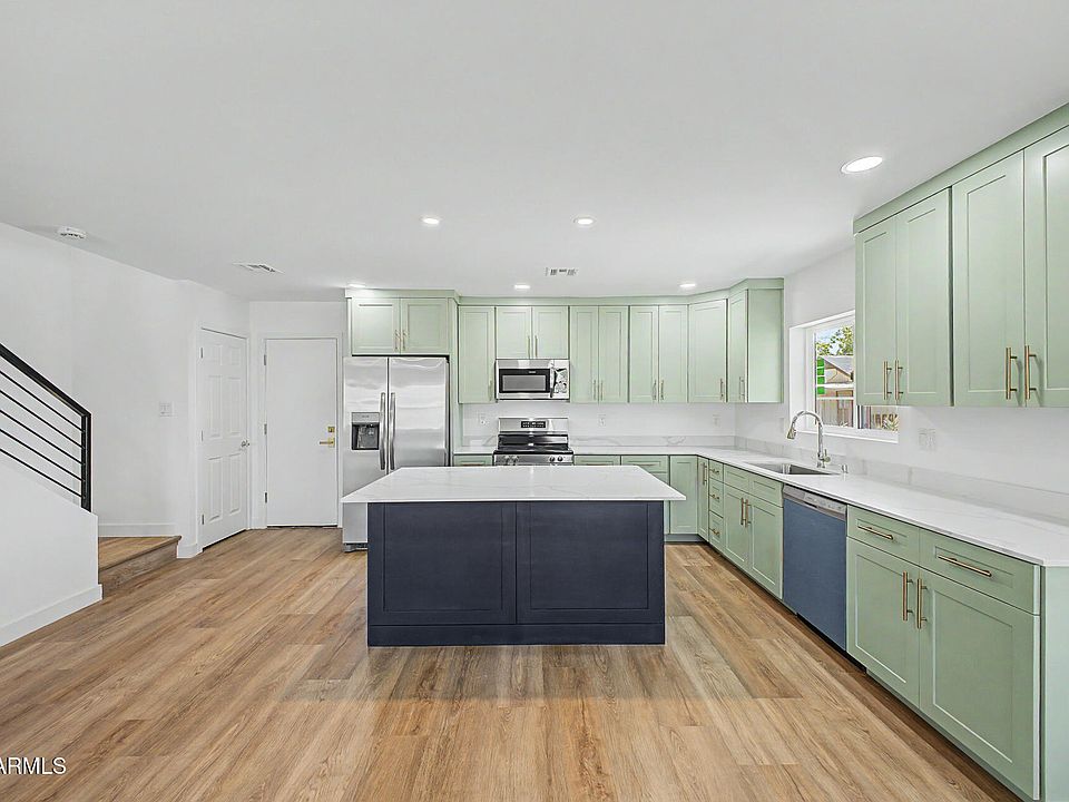 1st image of 7601 N 59TH Lane N