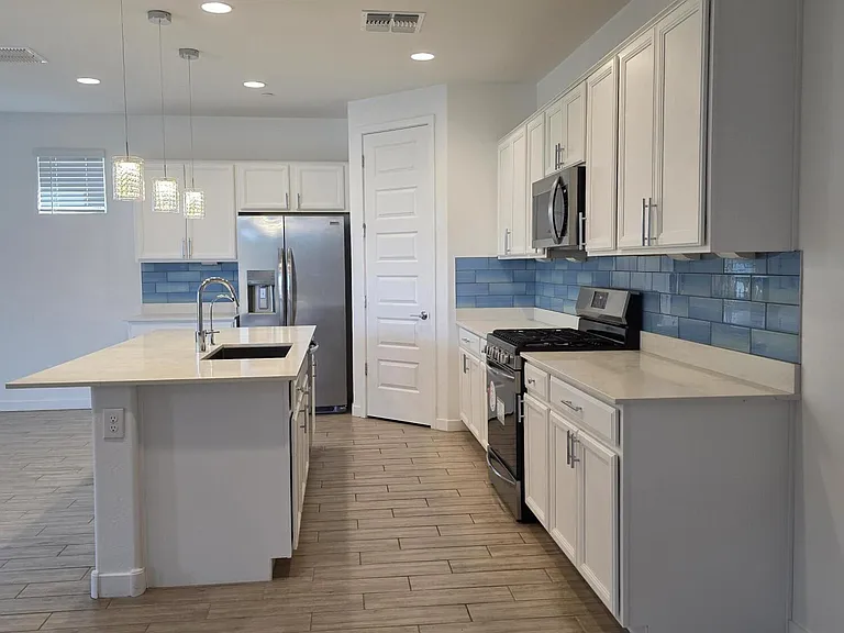 12518 W Cassia Trl — Photo 7