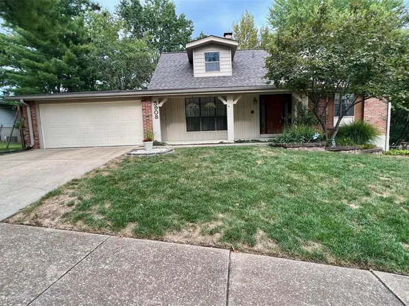 5908 Loblolly Ct, Saint Louis, MO 63128