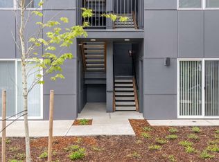 9050 NE Hoyt St APT 11, Portland, OR 97220