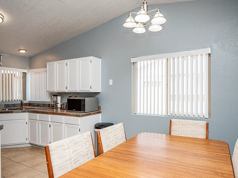 5900 S Torrence Dr — Photo 12