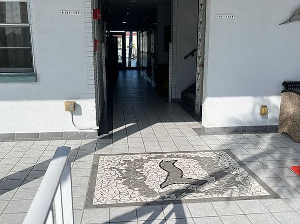 5925 Shore Blvd S APT 515