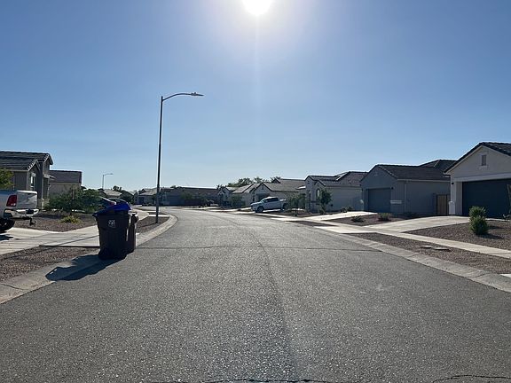 5th image of 1849 W Broadway Ave