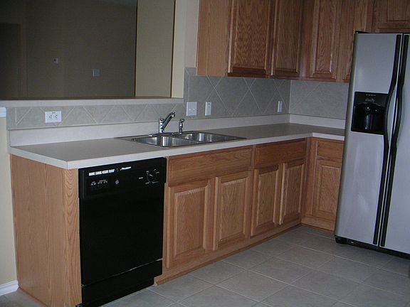 5th image of 1209 Beechwood Dr