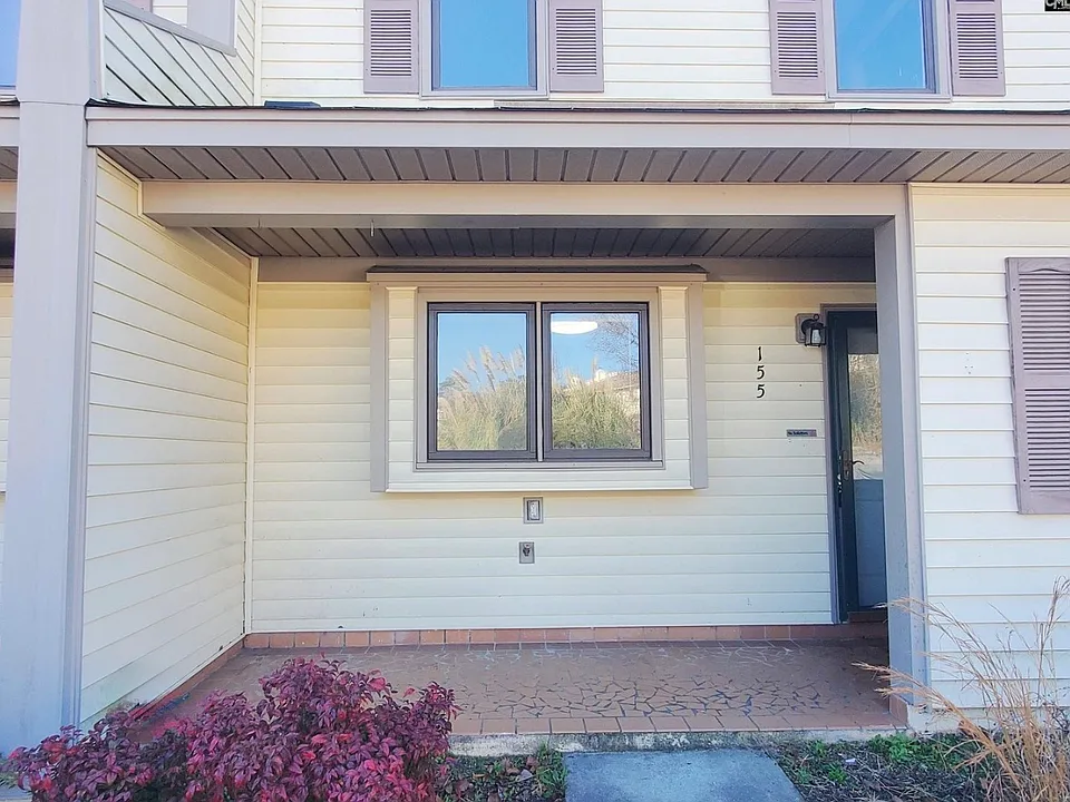 155 Lionsgate Dr #155