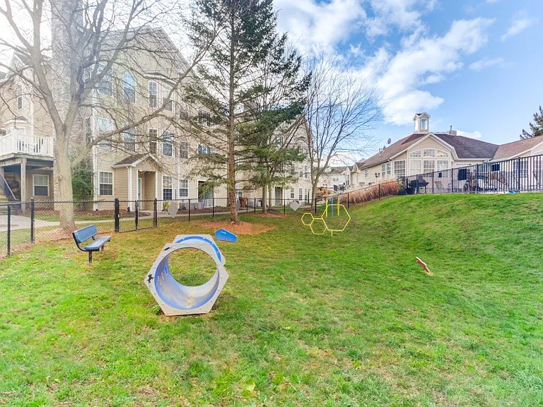 Hills of Aberdeen Apartment Homes — Photo 12