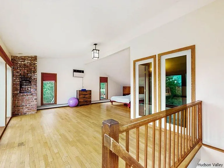 376 Abbey Rd — Photo 14