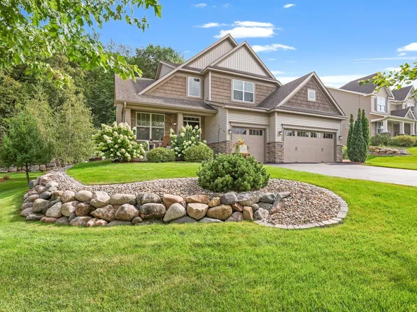 2147 Spring Lake Ct, Shakopee, MN 55379
