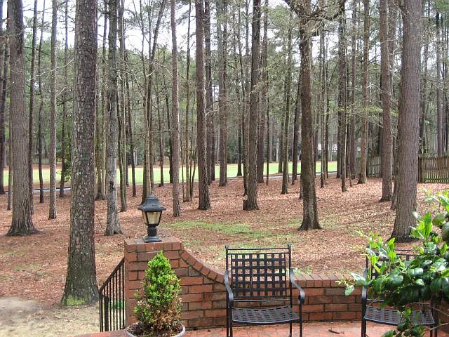 2nd image of 3579 Oakmont Ct