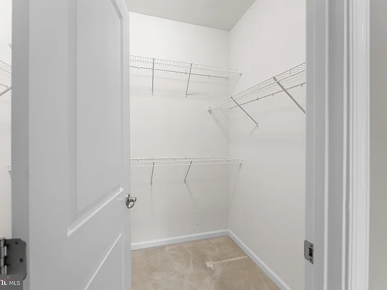 3218 Vogel Rd — Photo 21