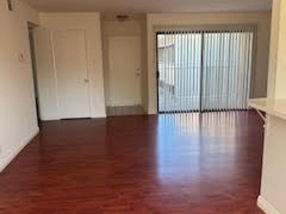 2nd image of 18144 Burbank Blvd #2X2-2350
