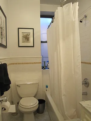 Rented by City Connections Realty | media 4