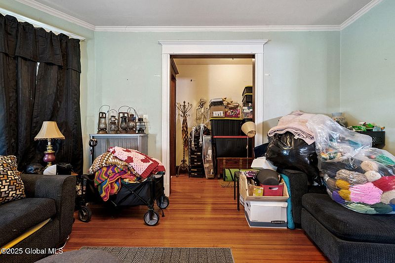 5th image of 1088 Glenwood Boulevard