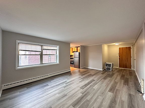 5th image of 39 Duncan Ave APT 5F