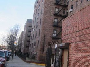 3720 87th St, Flushing, NY 11372