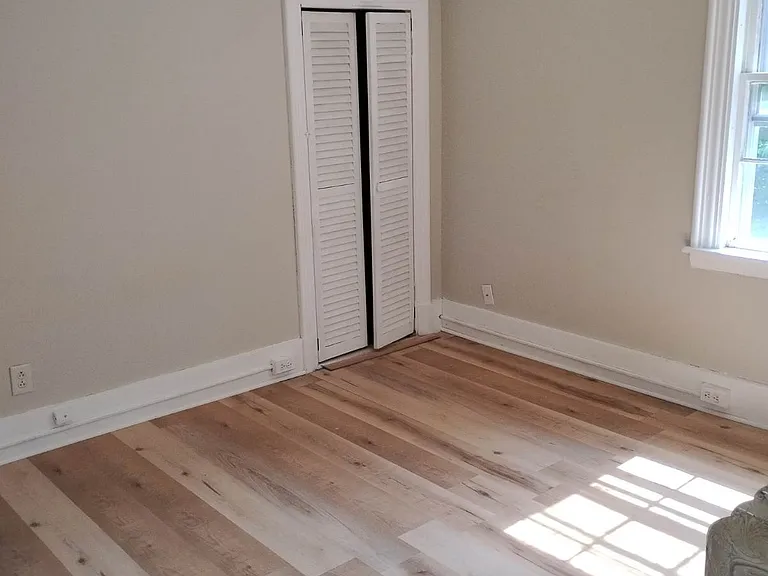 7 Pleasant St — Photo 10