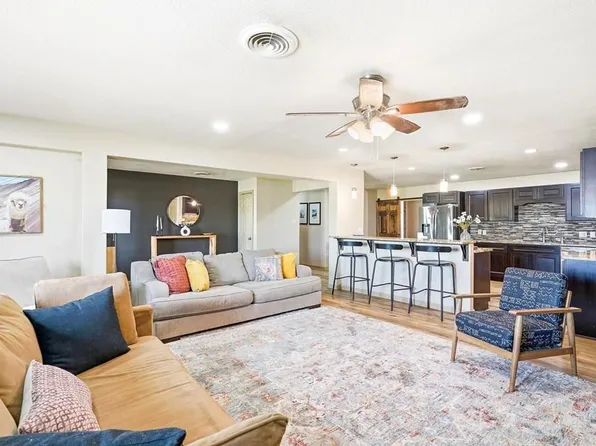 1435 Bandera Dr, Roscoe, TX 79545