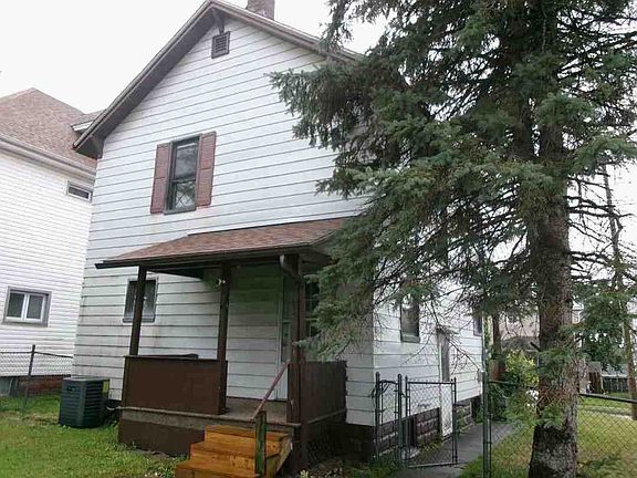 3rd image of 1415 Huron Ave