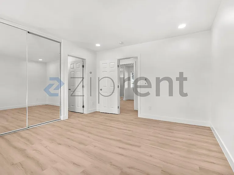 362 Naples St — Photo 10